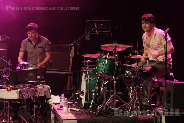 FRIENDLY FIRES - 2008-11-15 - PARIS - La Cigale - 